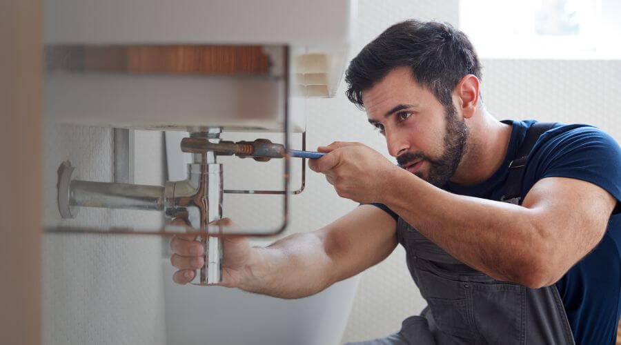Professional sink repair services in Aberdeen, MS